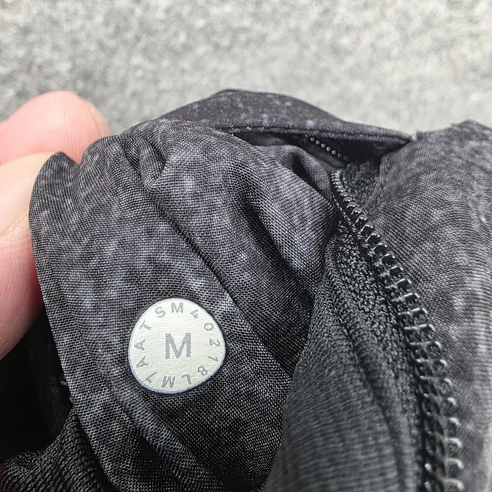 Lululemon Shorts Mens Medium Black Gray Speckle Athletic Running Lined Pockets